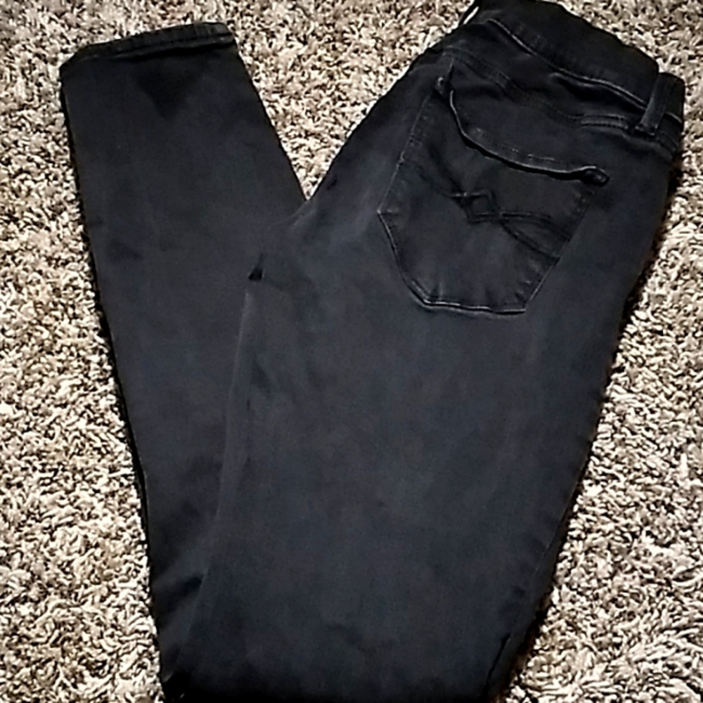 Black skinny jeans
